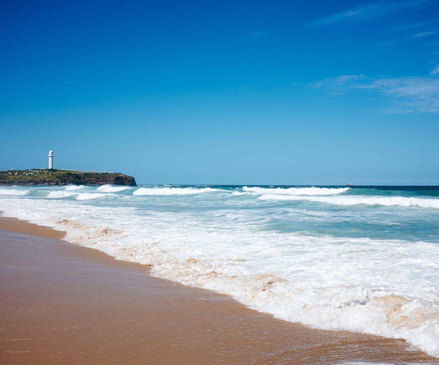 Wollongong beach with the Wollongong lighthouse in the background
